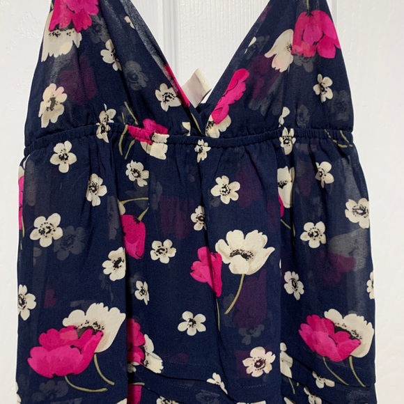 Forever21 floral cami - Picture 2 of 4